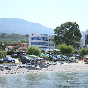Lepenica 3*, Radhimë Albanien